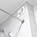 Guide pratique pour sélectionner la ventilation parfaite de votre salle de bain