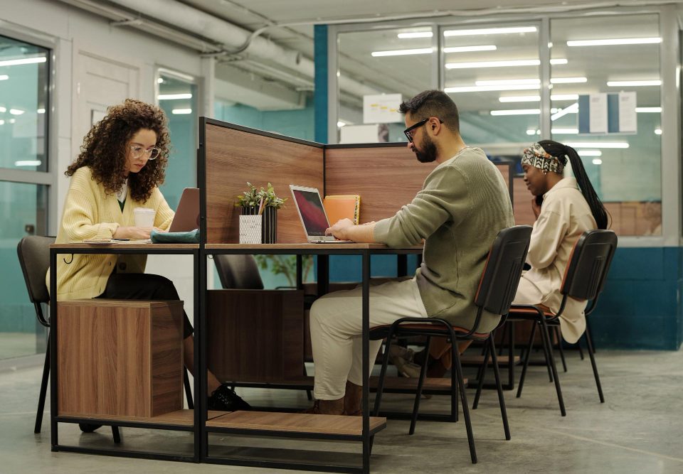 Travailler à plusieurs sans perdre son autonomie